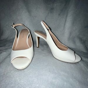 Kelly & Kate size 8.5 women’s, only worn once.
